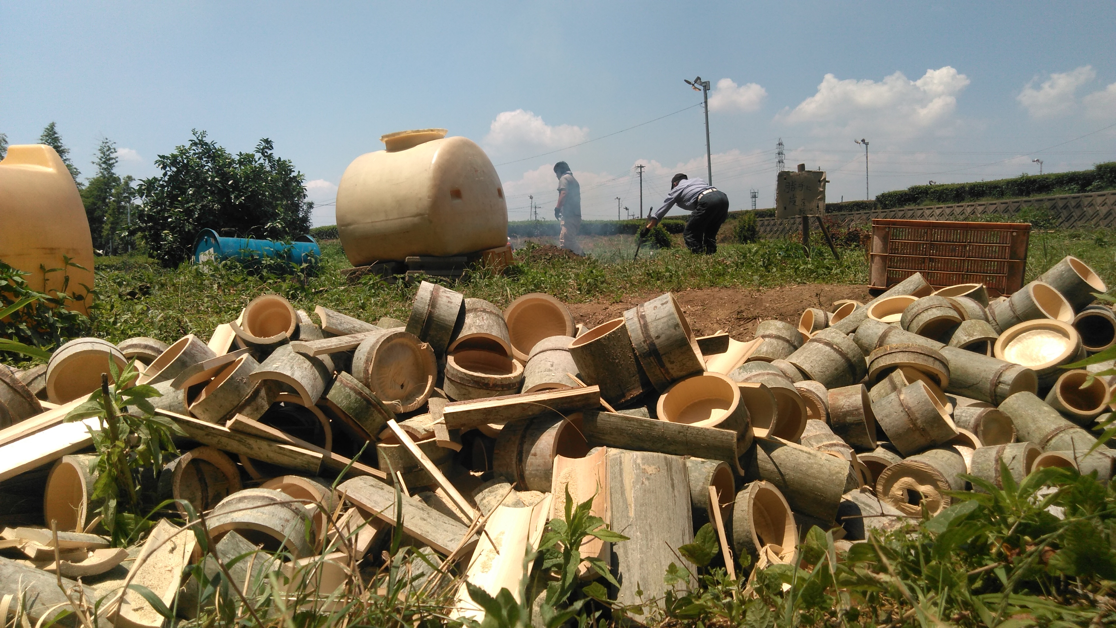 商品開発の様子（代表メッセージ画像）